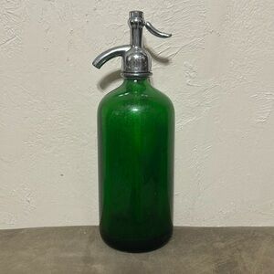 Vintage Green Schrager’s CO2 Dispenser